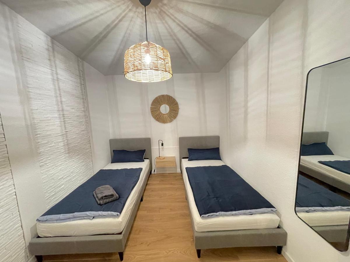 150Qm - 5 Rooms - Free Parking - Mallibase Apartments Хановер Екстериор снимка